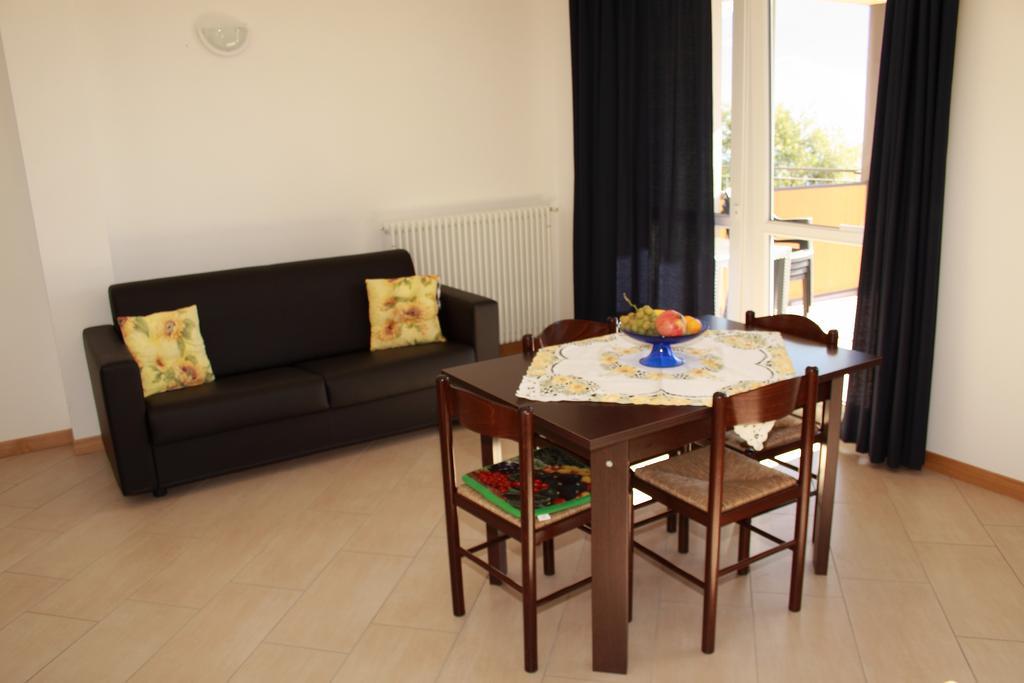 Residence Le Azalee & Spa Vercana Zewnętrze zdjęcie